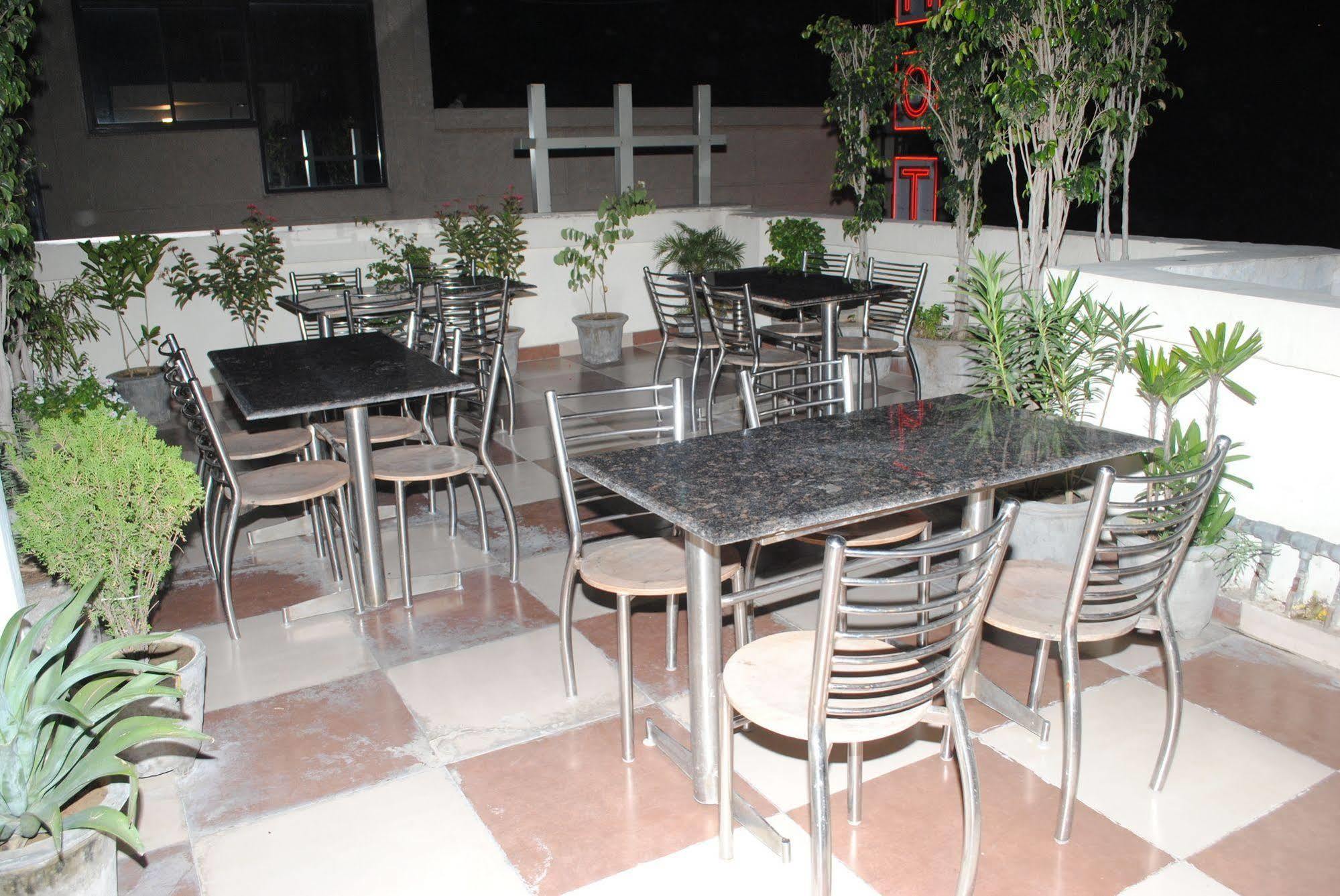 Hotel Opera New Delhi Delhi  Exterior foto