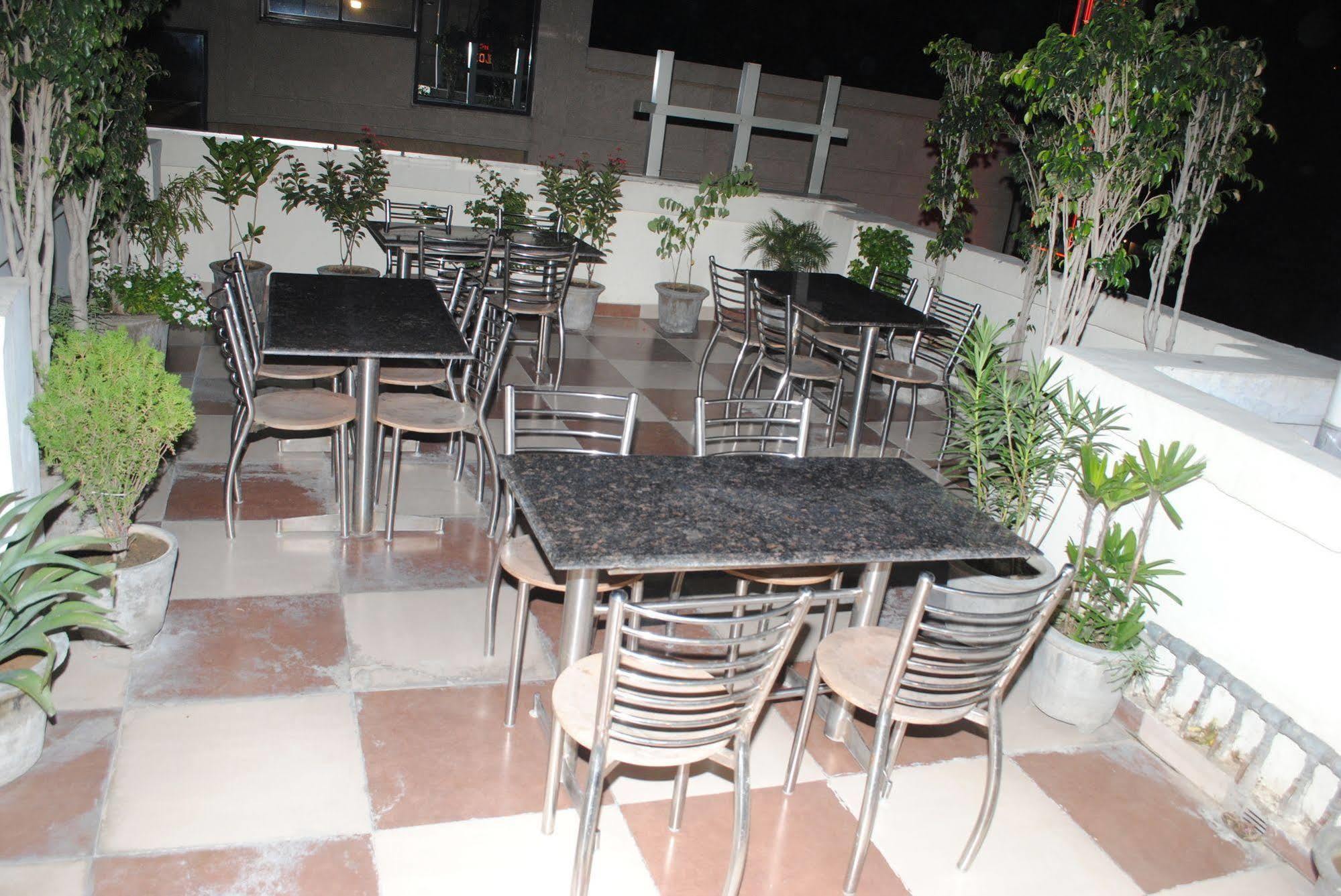 Hotel Opera New Delhi Delhi  Exterior foto